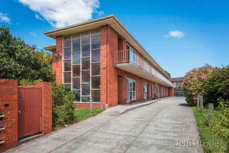 12/125 Grange Road, Glen Huntly - Photo 3