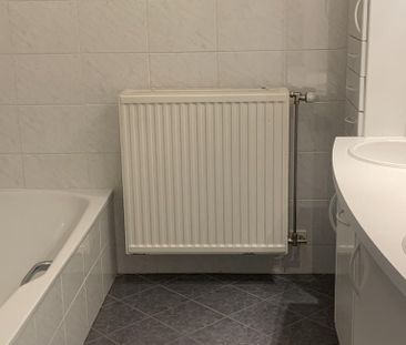 Appartement te huur in Lanaken voor € 975 met 2 slaapkamers - Foto 3