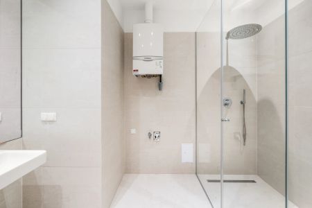 Perfekte 4,5-Zimmer Wohnung mit Loggia am Naschmarkt - perfekt für eine WG oder Familie - Photo 3