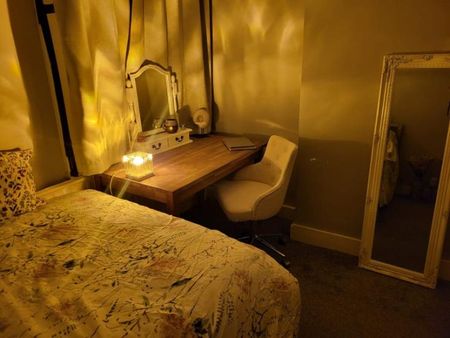 Houseshare 2 mins from Tooting Broadway tube - Photo 4