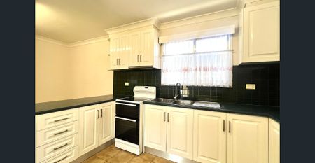 Close to Everything! - Photo 4