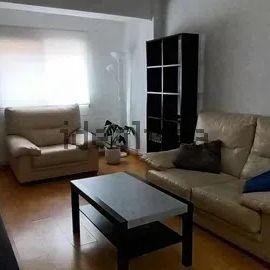 Alquiler de piso en Trinitat - Photo 1