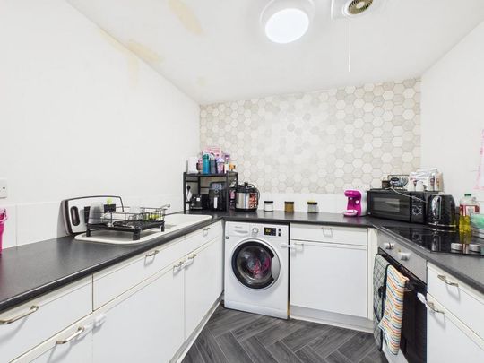 2 bedroom house to rent - Photo 1