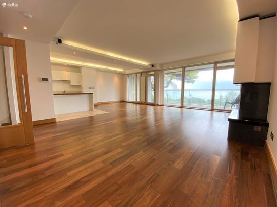 The Newman, The Court, Killiney, Co. Dublin - Photo 1