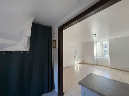 Location Appartement 1 pièce 33m² - Photo 1