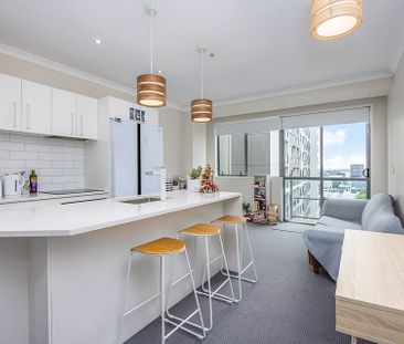 2 Bedroom Apartment - Balcony & Parking - Photo 2