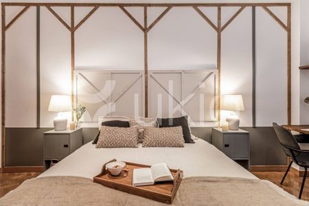 5 room luxury Flat for rent in Madrid, Community of Madrid - Photo 2