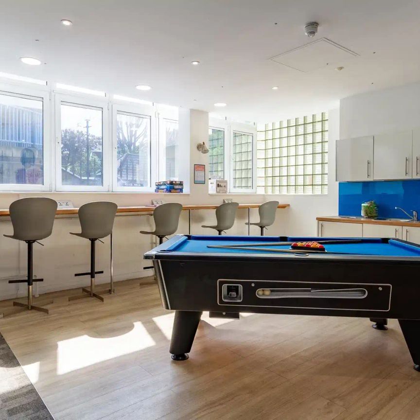 Bronze Twin Studio - Photo 1