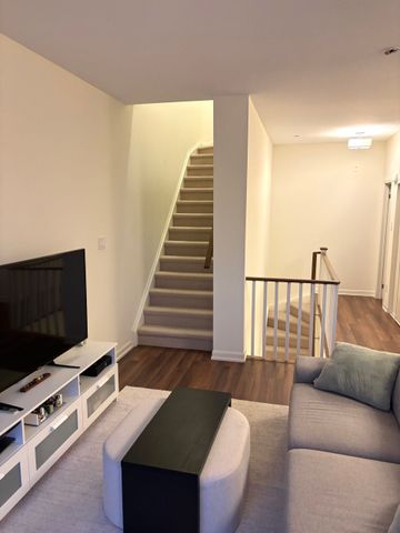 For Lease - 487 Queen Street Unit# 308, Newmarket, Ontario - Photo 4