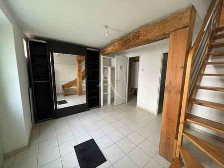 Location Maison 2 pièces 57m² - Photo 2