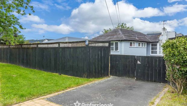 13 Marion Street, Silverstream - Photo 1