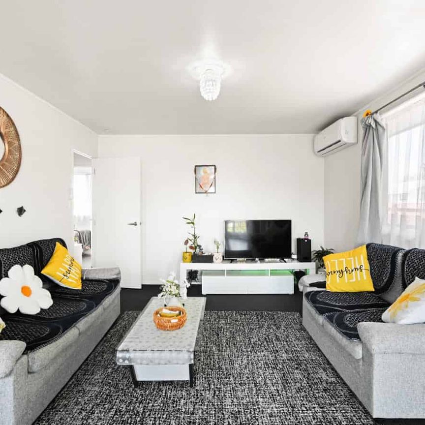 Close to the Hosptial - this won't last! - Photo 1