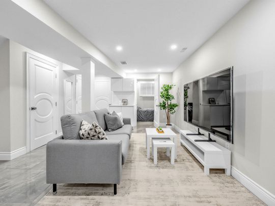 For Lease - 623 Dupont Street Unit# Lower Level, Toronto, Ontario - Photo 1