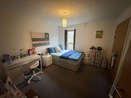 2 bedroom apartment to rent - Photo 4