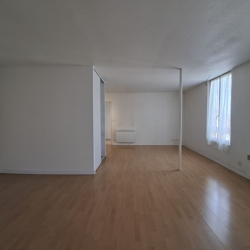 Location Appartement 2 pièces 55m² VICHY 03200 - Photo 1