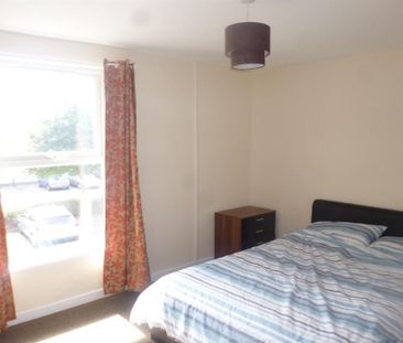 2 bedroom terraced house to rent - Photo 5