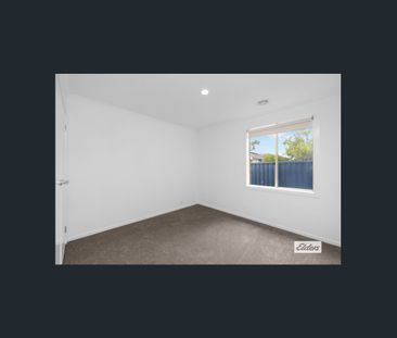 Location Location Location - Photo 5