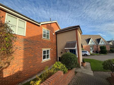 Scholars Court, Cross Street, Neston - Photo 2