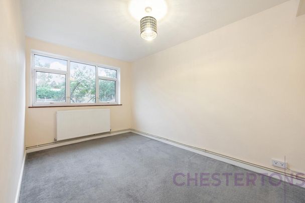 2 bedroom flat in 190 Plumstead High Street - Photo 1