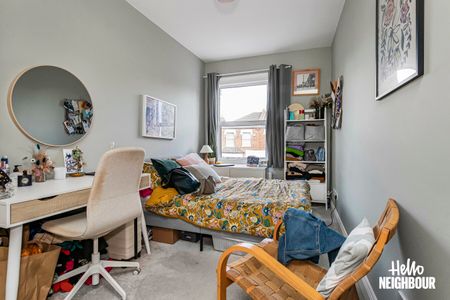 Westbury Road - Photo 4