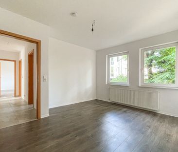 2,5 Zimmer – zentrale Lage – gute Aufteilung - Photo 2