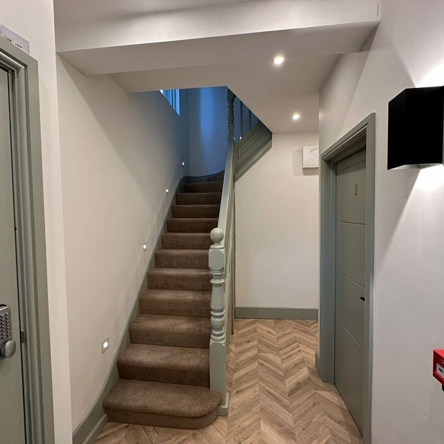 Studio Flat, Salisbury Road, HA1 - Photo 1