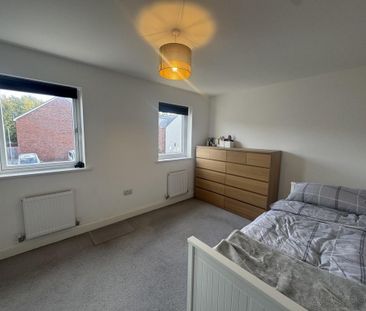 2 bedroom semi-detached house to rent - Photo 3
