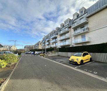 Location Appartement 2 pièces 43m² LA MADELEINE 59110 - Photo 5