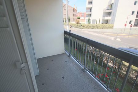 Location Appartement 2 pièces 49m² CHAMALIERES 63400 - Photo 4