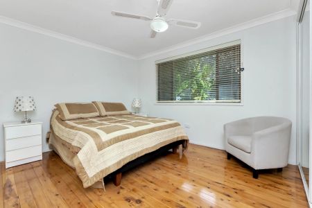 A Private Sanctuary with Sweeping Water and Bush Views Available from 17 January, 2026 - Photo 3