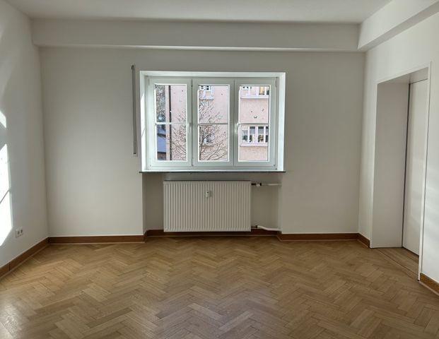 Sanierte Altbauwohnung im Niebelungenviertel - Foto 1