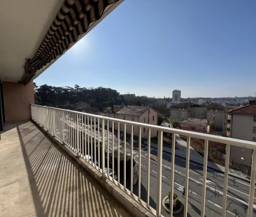 Location Appartement 3 pièces 71m² VALENCE 26000 - Photo 6