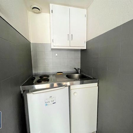 Location Appartement 1 pièce 15m² POITIERS 86000 - Photo 3