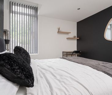 Room in a Shared House, Windsor Road, L13 - Photo 1