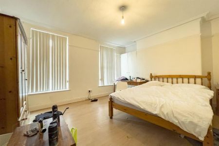 109 Agincourt Avenue, Belfast, BT7 1QD - Photo 4