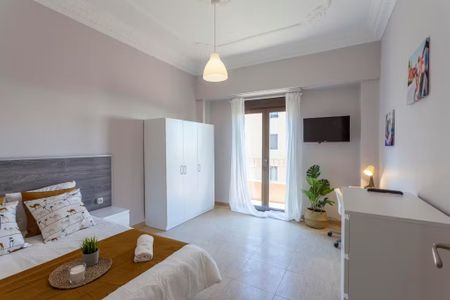 Calle Honorato Juan, Valencia, Valencian Community 46007 - Photo 2