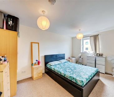 1 bedroom flat to rent - Photo 6