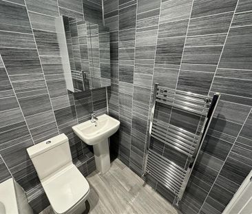 2 bedroom terraced house to rent - Photo 6