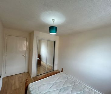 2 Bedroom Property To Rent - Photo 3