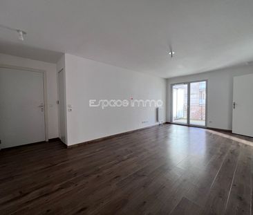 Location Appartement 3 pièces 72m² ROUEN 76000 - Photo 2
