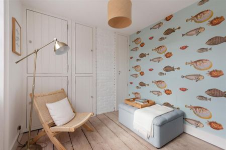 2 bedroom semi-detached house to rent - Photo 5