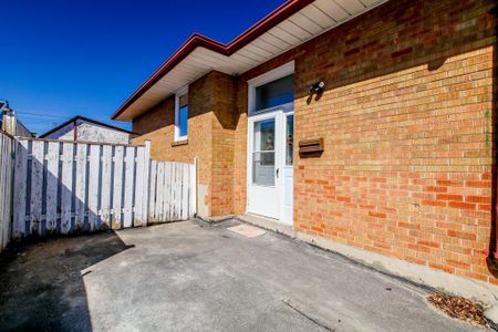 For Lease - 90 Mountland Drive Unit# 2BR-Bsmt, Toronto, Ontario - Photo 3