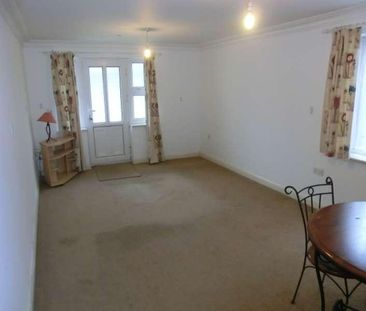 Winn Road Highfield Southampton, SO17 - Photo 2