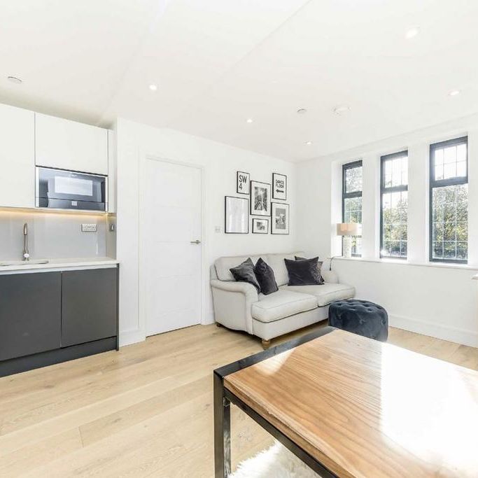 1 bedroom flat to rent - Photo 1