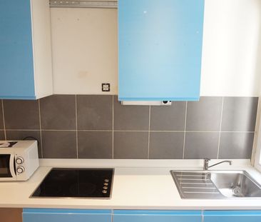 Location Appartement 1 pièce 27m² LILLE 59000 - Photo 3