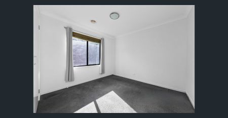 Spacious Family Home in Prime Saltwater Coast Location - Photo 2