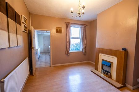 3 bedroom terraced house to rent - Photo 2