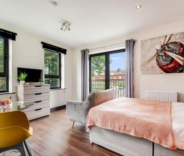 Studio to rent - Photo 4