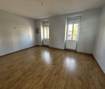 Location Appartement 3 pièces 66m² LE CREUSOT 71200 - Photo 1