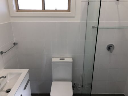 2/28 Moore Street, Coffs Harbour - Photo 3